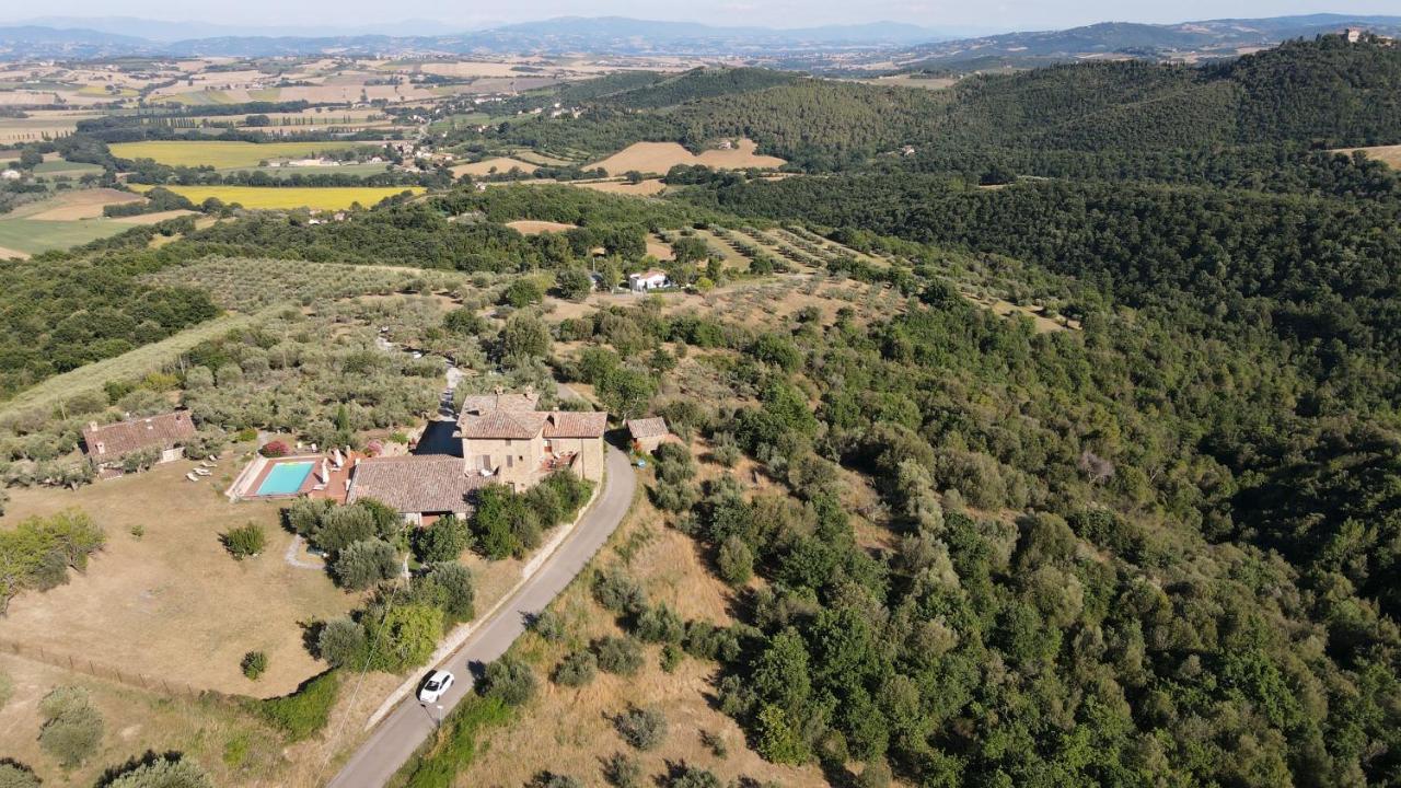 Podere Schioppello Casale Con Appartamenti Privati Cibottola Exterior foto